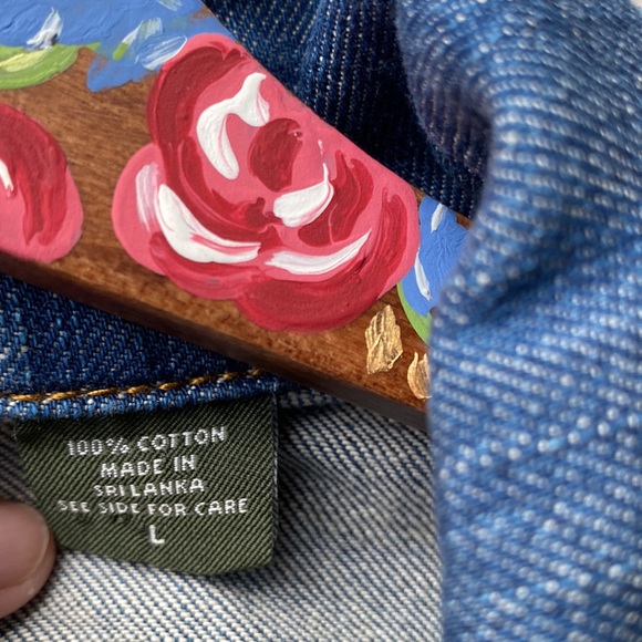 Eddie Bauer ladies jean/denim jacket size large. - Picture 8 of 13